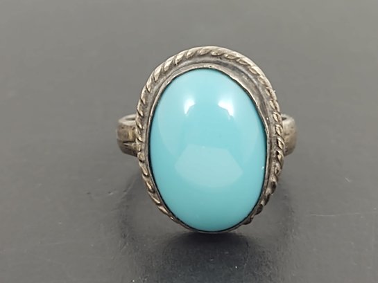 VINTAGE MEXICAN STERLING SILVER TURQUOISE GLASS CABOCHON RING