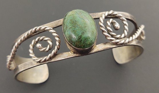 VINTAGE MEXICAN STERLING SILVER TURQUOISE CUFF BRACELET