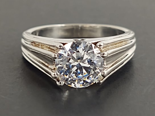 BEAUTIFUL STERLING SILVER CZ ENGAGEMENT RING