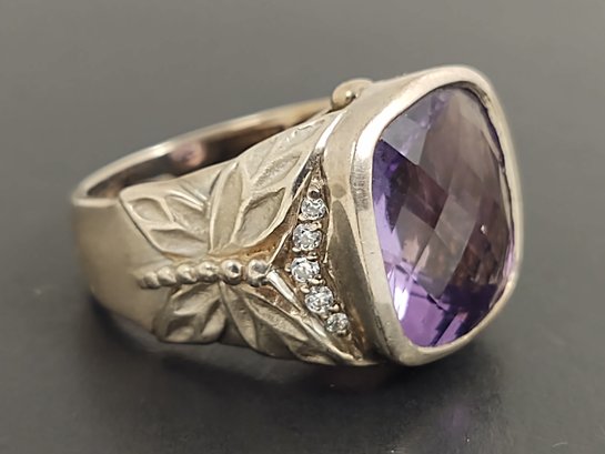 STUNNING STERLING SILVER AMETHYST & CZ RING W/ BUTTERFLY SIDES