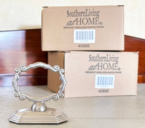 A Set Of 8 Napkin Ring Holders By Southern Living At Home - New IN Boxes