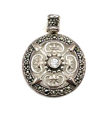 Beautiful Sterling Silver Clear Stone Marcasite Ornate Pendant