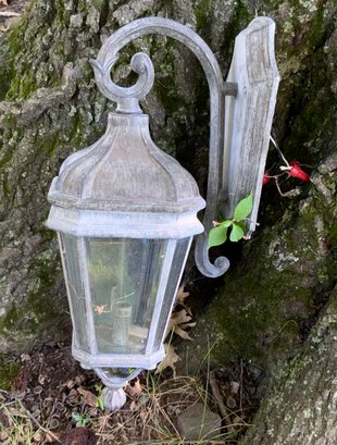 4 Nice Wall Mount Outdoor Lanterns ~ Minka Lavery ~ 4 Lanterns Included