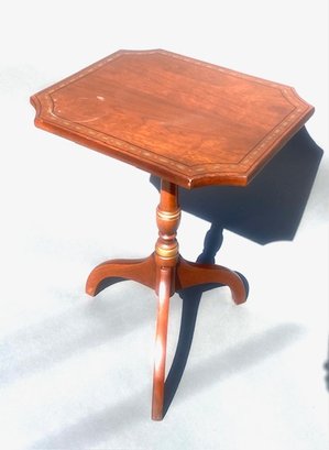 Vintage Signed Hitchcock Furniture 3 Leg Telephone/candlestick Table