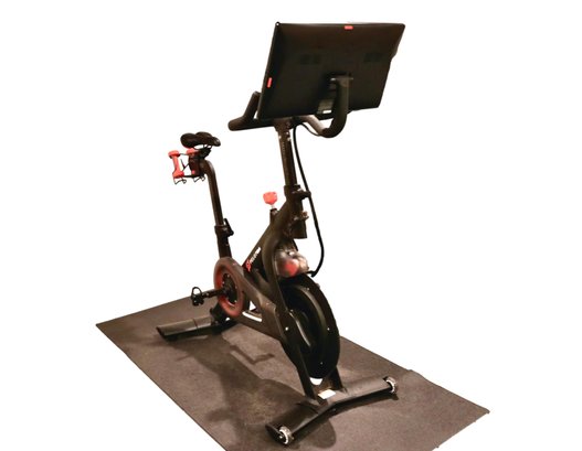 Peleton Pltn-RB1V1 2nd Generation With Mat And  2 Lb Weights