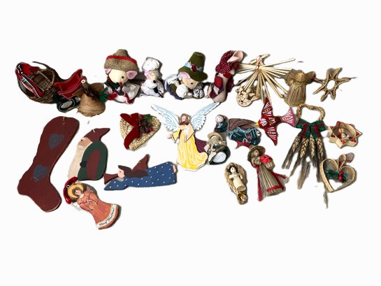 Country Folk Art Christmas Ornament Grouping