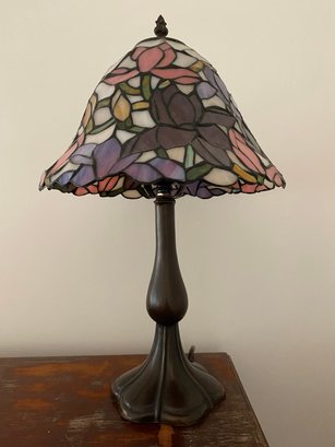 Tiffany Style Purple Stained Glass Table Lamp