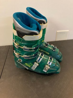Lange Ski Boots With Bag