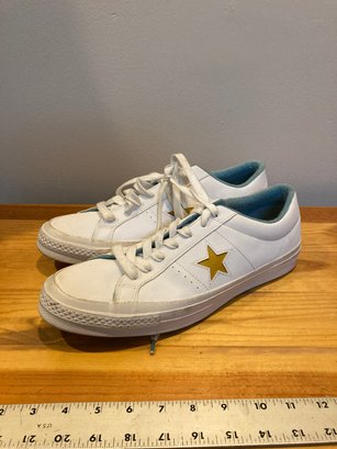 Converse One Star Shoe White With Gold Star Mens Size 12