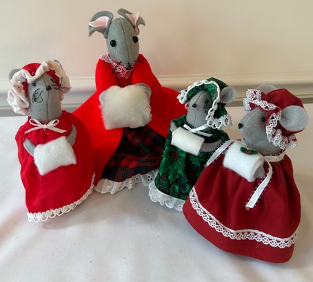 Holiday Mice With Muffs - Set Of 4