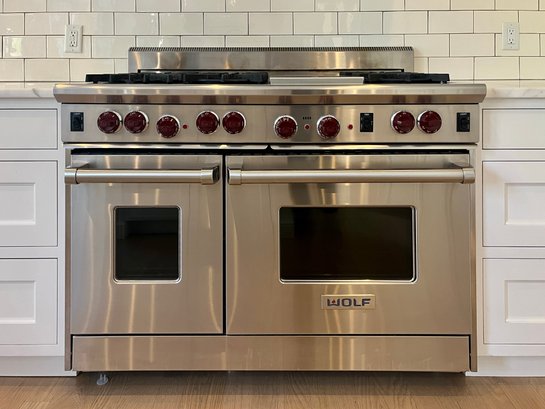 A Wolf 48 Inch - 6 Burner Professional Range - LP - Dual Fuel - Griddle