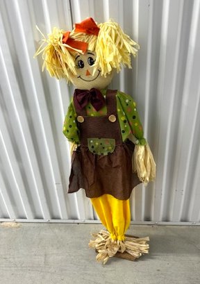 Adorable Scarecrow For Your Garden