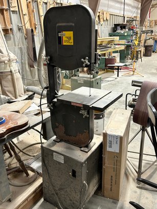 Pro. Woodworking Bandsaw