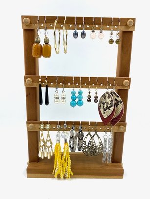 Collection Of Earrings Vintage To Now - 15 Pairs