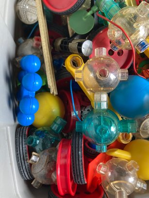 Tub Of Toy Building Parts Lots Of Balls