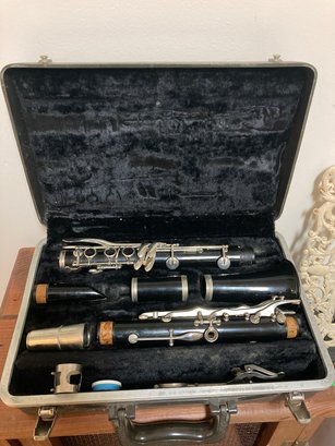 Bundy Clarinet With Case