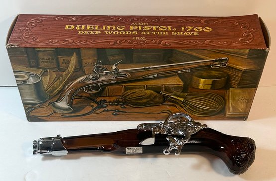 Avon Dueling Pistol 1760 Deep Woods After Shave - FULL!