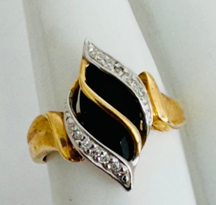 BEAUTIFUL 10K GOLD FACETED ONYX AND DIAMOND RING
