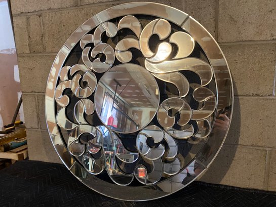 Decorative Circular Accent Mirror