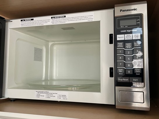 Panasonic Stainless Steel Microwave - Model NN- SA651S #1770060 ...