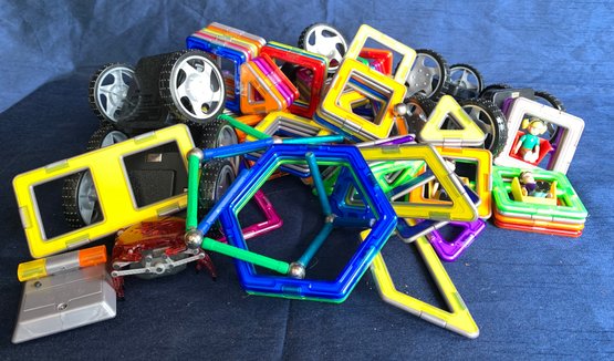 Large Lot Of Magformers Magnetic Building Tiles And Wheels