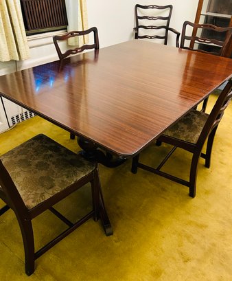 Vintage Dining Room Table With 6 Chairs, 4 Leaves
