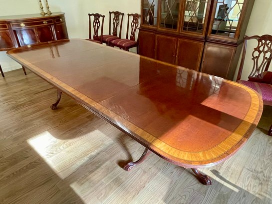 Ethan Allen Banded Mahogany Double Pedestal Extension Dining Table