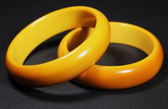 Pair Matched Wider Bakelite Plastic Bangle Bracelets