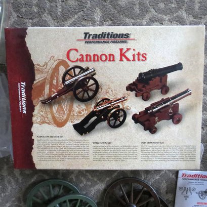 Mini Napoleon III Kit Cannon Model Kit New In Box