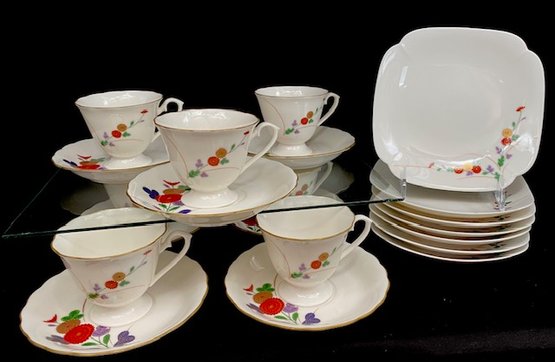 Fine China Collection Dessert Service For 7 Plus Extras