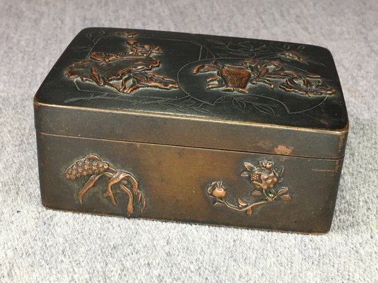Incredible Antique Asian / Chinese Bronze Box - Amazing Details - Fabulous Patina - Look At The Fine Details