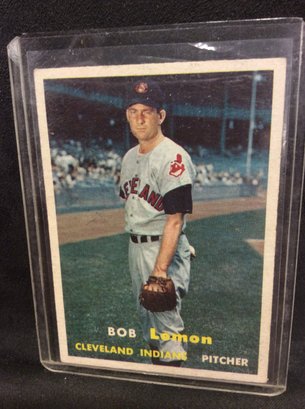 1957 Topps Bob Lemon - M