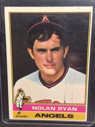 1976 Topps Nolan Ryan - M