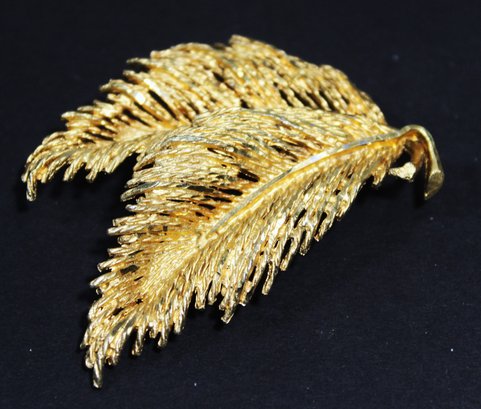 Vintage Gold Tone Leaf Form Brooch