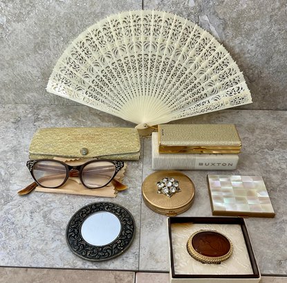 Vintage Ladies Beauty Items And Accessories