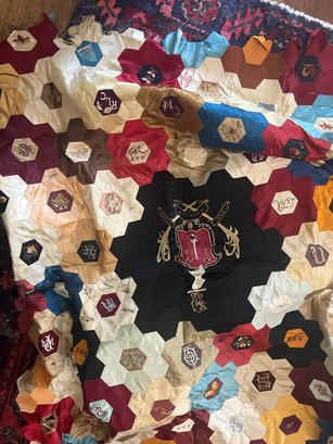 Antique Floral Patchwork Quilt With Crest Emblem