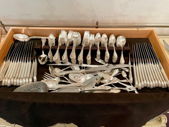 Rogers Brothers-remembrance , Large Silver Plated Flatware Set With Service For 24  Over 150 Pieces In Total