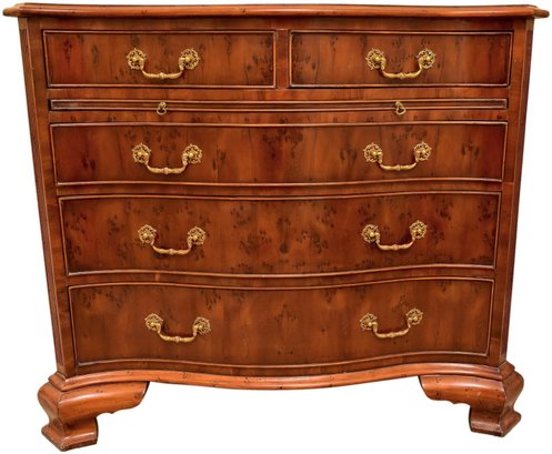 Chippendale-Style Mahogany Serpentine Front Chest With Pull Out Tray