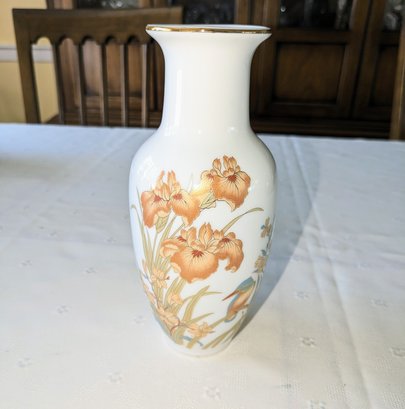 Vintage Shaddy, Japan, Hand Painted Porcelain Vase
