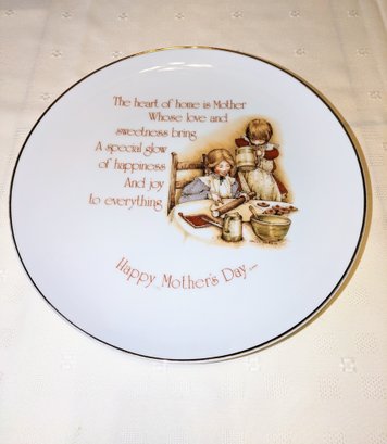 Vintage Holly Hobbie Commemorative Edition Mother's Day Porcelain Plate