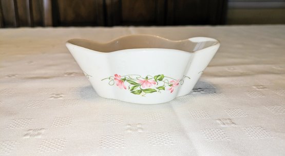 Vintage Homer Laughlin Porcelain Trinket Bowl