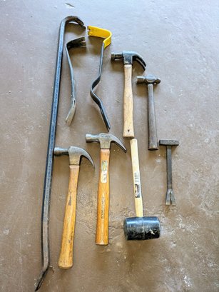 Hammers & Pry Bars Lot