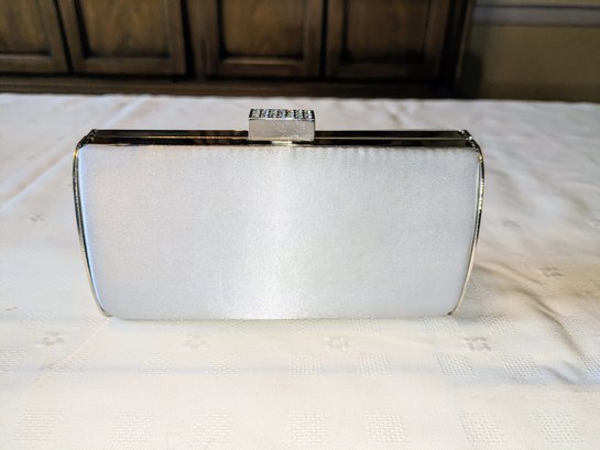 Vintage Lulu Townsend Silver Tone Evening Bag With Metal Chain & Rhinestone Accent