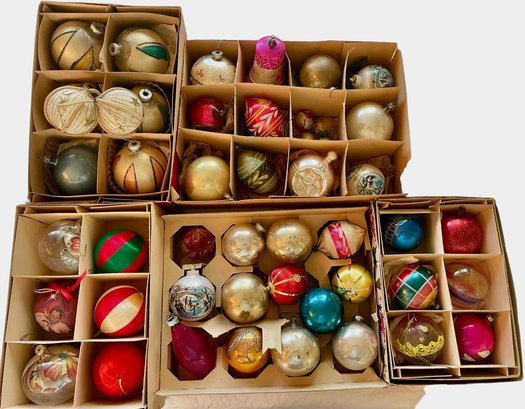 Collection Of Vintage MCM Christmas Ornaments (CO 1)