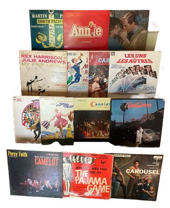 Collection Of 12 LP Albums - Annie, Carousel,south Pacific And More (r)