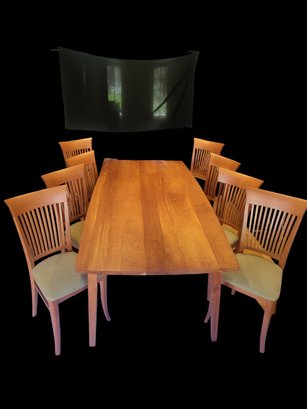 Scott Jordan Table With 8 Venus Chairs.  Fabulous Conditions.  Over $6000 I Retail.