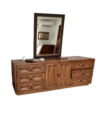 Vintage Mid Century Dresser With Mirror (MBR 2 Of 3 Pcs)