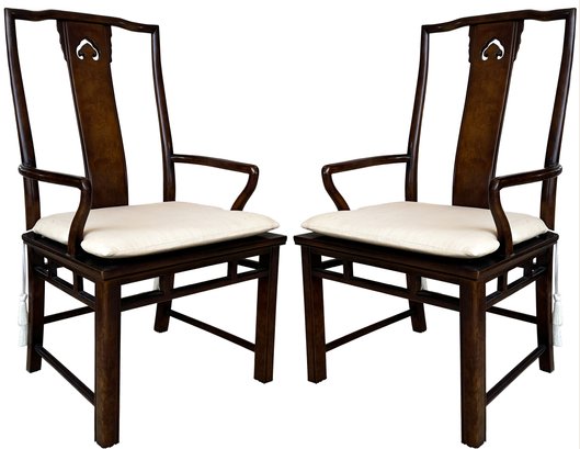 A Pair Of Vintage Chinoiserie Dining Chairs In Mahogany And Cane By Henredon