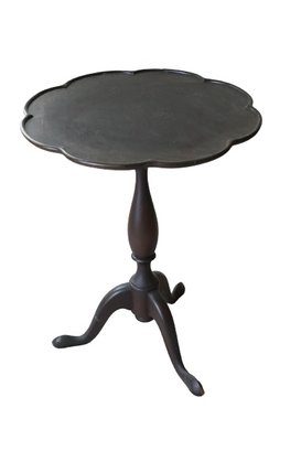 20th Century Chippendale Style Mahogany Pie Crust Table