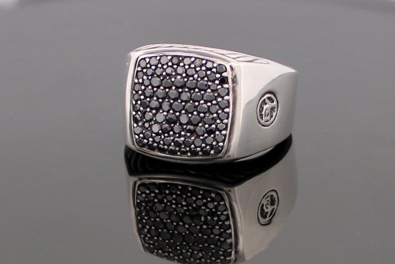 DAVID YURMAN Pave Signet Ring With Black Diamonds